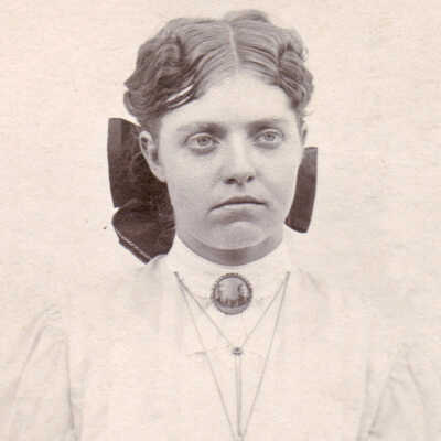 Cassandra Estella (Kiger) Charlton