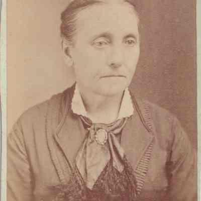 Eleanor (Morris) Linskea Album, Photo 24: See WEB LINKS to DOWNLOAD high-resolution image.