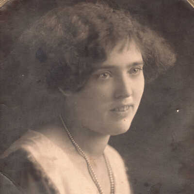 Iva (Shaw) Rush [1903-1997] - daughter of James William Shaw and Etta Ann Swart