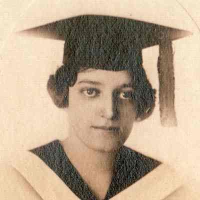 Helen Genevieve (Cooke) Kent [1895-1994], Waynesburg College, Class of 1918