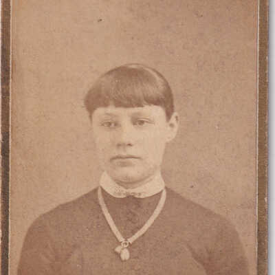 Ammons-Moredock Album 01, Photo 14 - Believed to be Martha Jane "Jennie" (Bender) Roseberry [1868-1955]