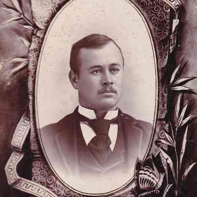 Vance-McFarland Album 01, Photo 01 - Jeremiah Ellsworth "Jerry" Debolt [1869-1948]