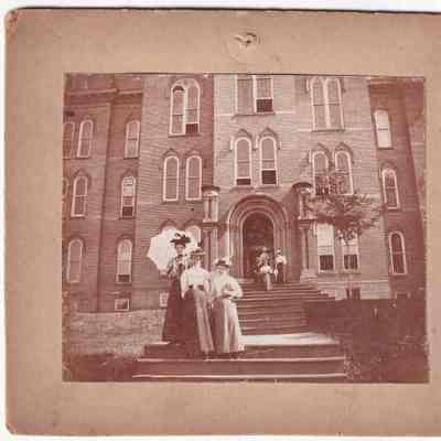 Miller Hall on the Waynesburg College campus