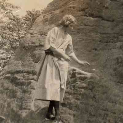 Ivie Maud Cook [1892-1925]
