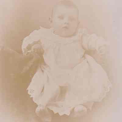 Vance-McFarland Album 04, Photo 10 - Truman C. Vance [1895-1960]