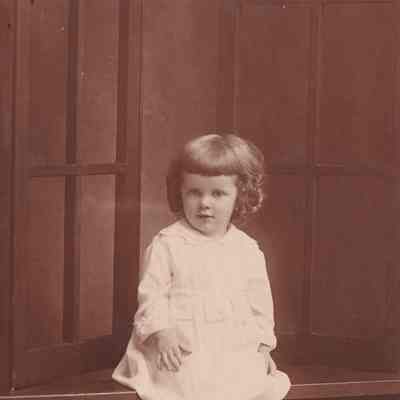 Ellen Caroline Davis [1918-1999]