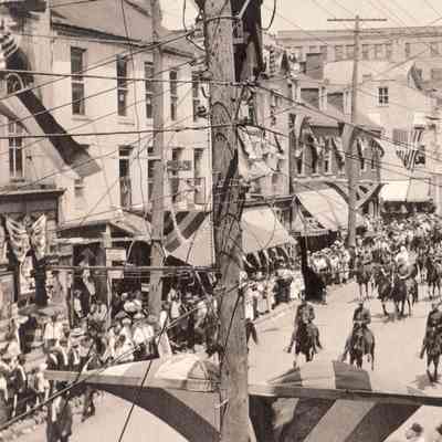 Parade to welcome back the soldiers of World War I - High Street, Waynesburg, Greene County, Pennsylvania