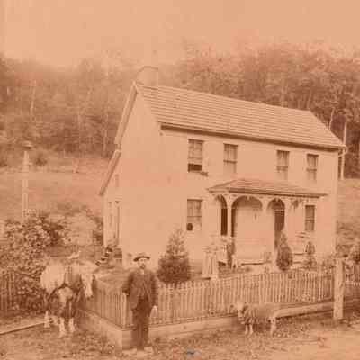 Asa Sellers Carpenter and Elizabeth Jane (Scott) Carpenter family farmhouse