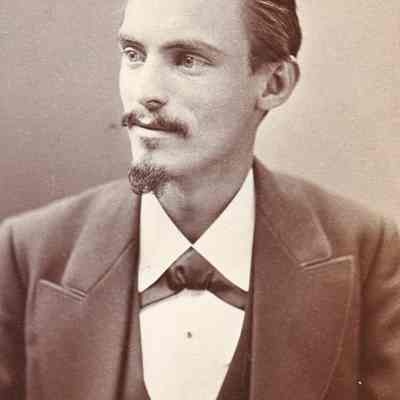 Pauley-Thompson Album, Photo 17 - David F. Laubenstein