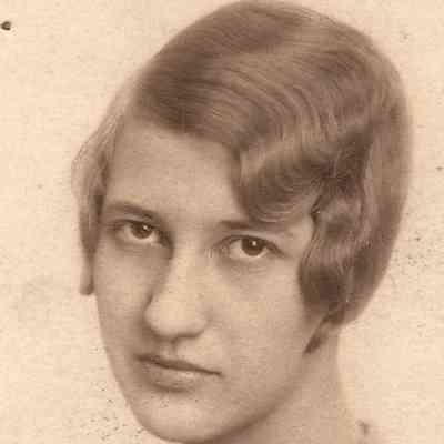 Margaret (Thomas) Sweet, Waynesburg High School, Class of 1928