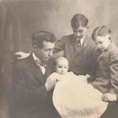 Albert Beam and Martha (Scott) Beam family