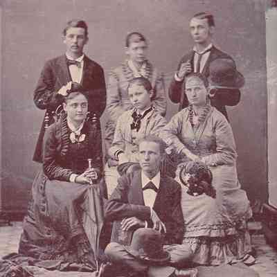 Eliza Campbell "Lida" (Miller) Simpson [middle row, far right]