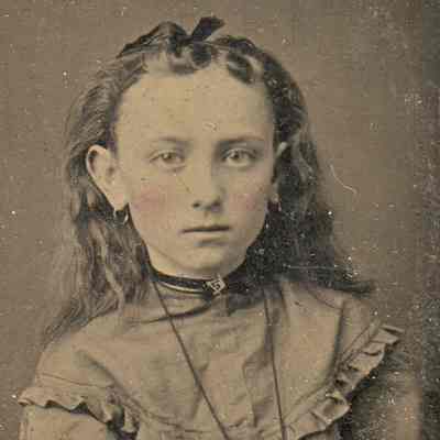 Millikin Album, Photo 20 - Jennie (Lewis) Buchanan