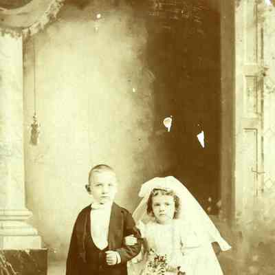 James Jennings Pauley and Josephine Denny in Tom Thumb's Wedding