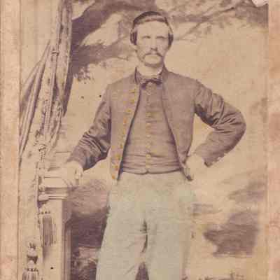 Eleanor (Morris) Linskea Album, Photo 27