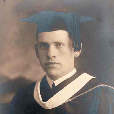 Thomas Clarence Regester [1891-1937], Waynesburg College, Class of 1917
