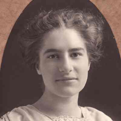 Erma Elvina (Tennant) Hough [1891-1968], Waynesburg College, Class of 1914
