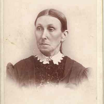 Matilda (Mills) McVay [1826-1904]: See WEB LINKS to DOWNLOAD high-resolution image.