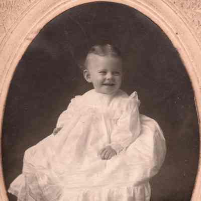 Gladys Luse [1905-1968]