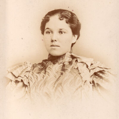 Rice-Fordyce Album 01, Photo 13 - Lillian Maude (Rice) Kent [1880-1933]