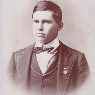 Vance-McFarland Album 04, Photo 09 - Minor Vance [1874-1941]