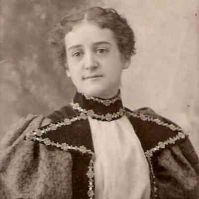 Johnson Album 01, Photo 07 - Unidentified