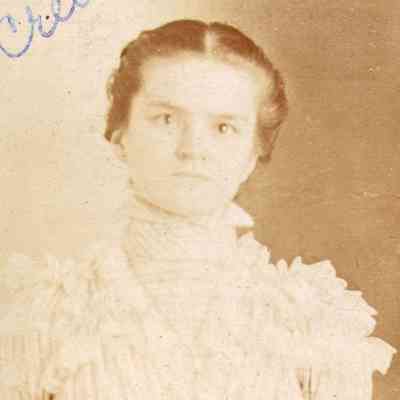 Lucretia (Milliken) Rinehart