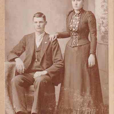 Vance-McFarland Album 04, Photo 18: See WEB LINKS to DOWNLOAD high-resolution image.