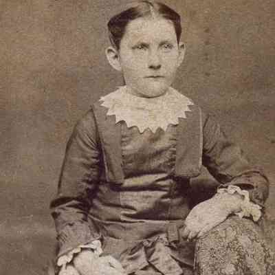 Emma Jane (Cummins) White