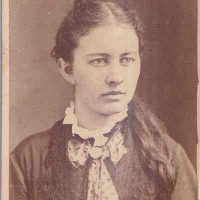 Eleanor (Morris) Linskea Album, Photo 29: See WEB LINKS to DOWNLOAD high-resolution image.