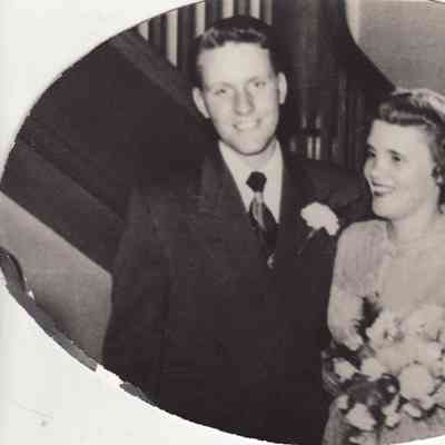 Robert Dewayne Whetzel [1932-2016] and Margery Ellen (Moore) Whetzel [1930-2025] on their wedding day