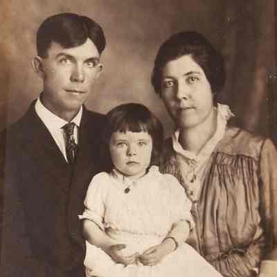 Wilbert Rose and Alice (Williams) Rose family