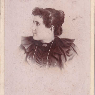 Kline-Moredock Album 01, Photo 02 - Lillian (Kline) (Roseberry) Moredock [1870-1954]