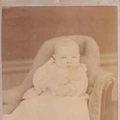 Phelan-Walker Album, Photo 21 - Jane (Phelan) Drake [1877-1964]: See WEB LINKS to DOWNLOAD high-resolution image.