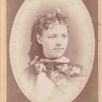 Eleanor (Morris) Linskea Album, Photo 22: See WEB LINKS to DOWNLOAD high-resolution image.