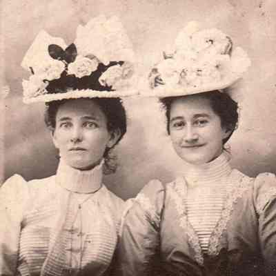 Frances Belle (Carpenter) Orndoff [1883-1905] and Bertha (Burroughs) Ullom [1870-1935]