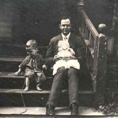 Dr. Charles Roscoe Meek and Nettie (Waychoff) Meek family