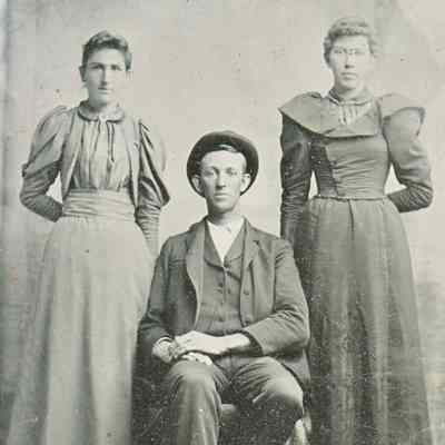 Stephens Album, Photo 28