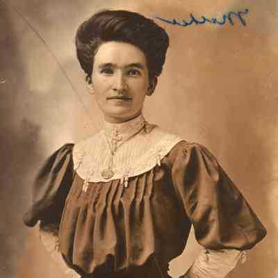 Elizabeth J. (Watson) (Carpenter) Higgins