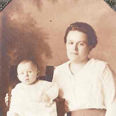 Goldie Agnes (Carpenter) Orndoff [1887-1945] and her son, William Clarence Orndoff [1914-1996]