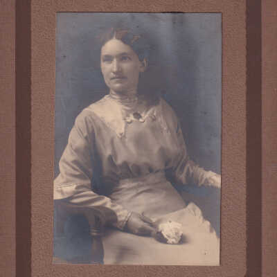 Elizabeth J. (Watson) (Carpenter) Higgins [1886-1931]