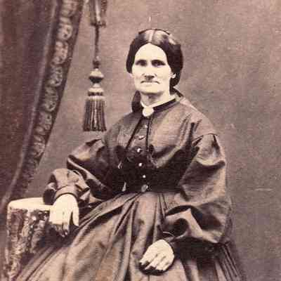 Clark-Daugherty-Rogers Album, Photo 21 - Lucy Workman (Burbridge) Hook