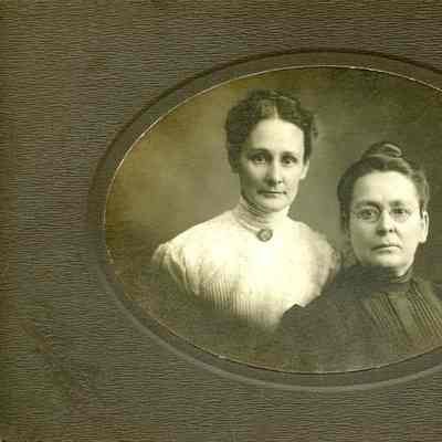 Martha Alvilda (Teagarden) Day [1869-1961] and Mary Elizabeth (Teagarden) Day [1861-1930]: See WEB LINKS to DOWNLOAD high-resolution image.