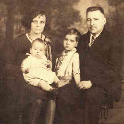 Elwood Garret Watson Sr. family