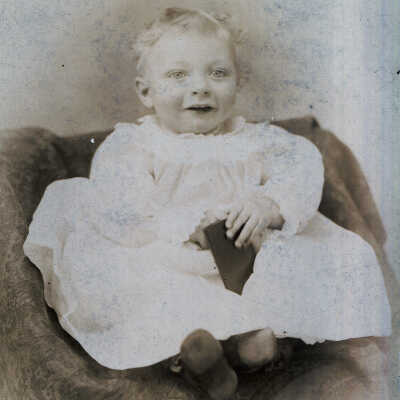 Ammons-Moredock Album 02, Photo 28 - Harold Ammons Eaglen [1894-1961]