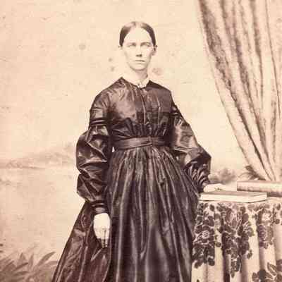 Elma (Phillips) Swan [1837-1923]