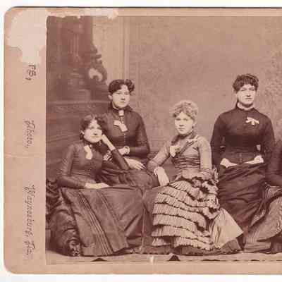 Waynesburg College students and friends: See WEB LINKS to DOWNLOAD high-resolution image.