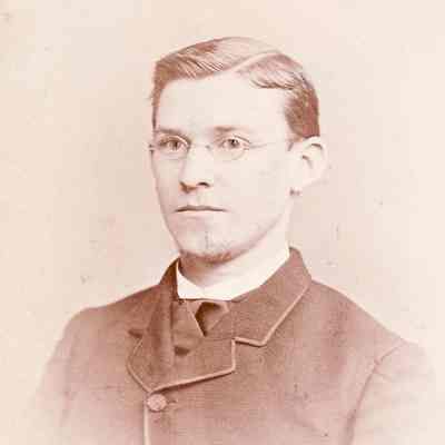 Millikin-Simpson Album, Photo 02