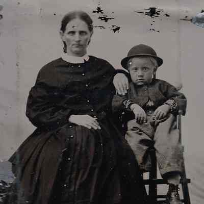 Ammons-Moredock Album 01, Photo 26 - Mary Jane (Reynolds) Moredock [1830-1904] with her son, Daniel Moredock [1862-1949]