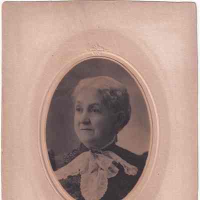 Sarah Baird (Flenniken) Cummins [1826-1903]: See WEB LINKS to DOWNLOAD high-resolution image.